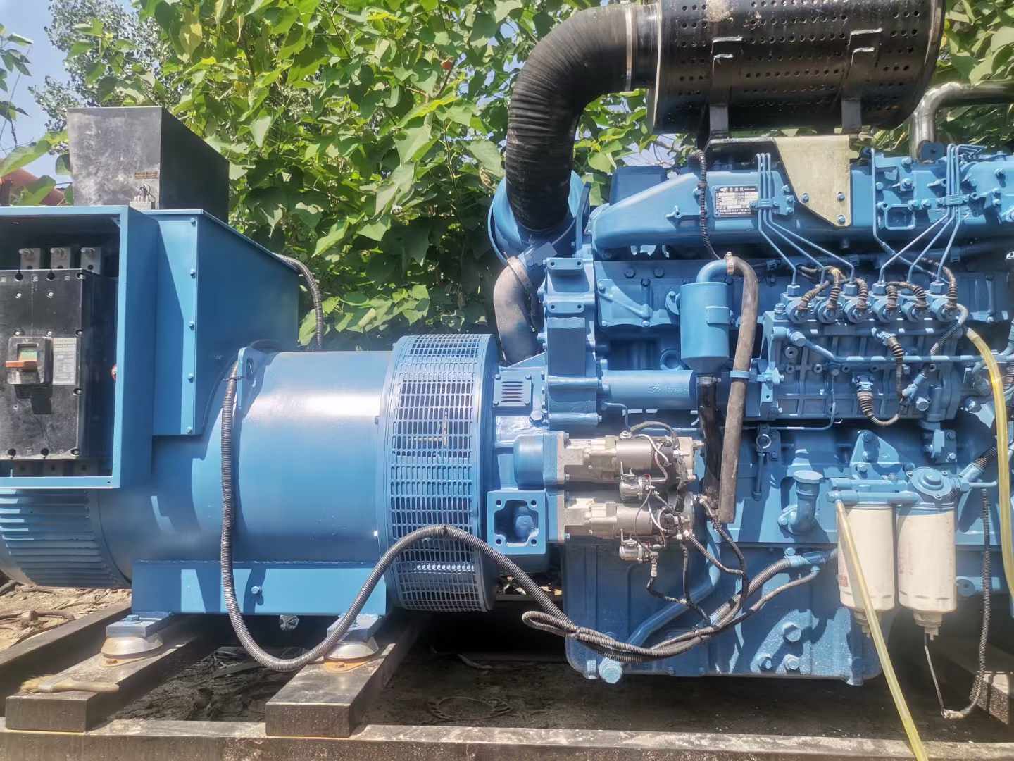 元氏详细说明降低 800kW 柴油发电机输出电流波动的方法